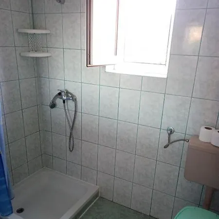 بيت ضيافة And With Parking Space Lopar, Rab - 23825