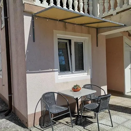 بيت ضيافة And With Parking Space Lopar, Rab - 23825